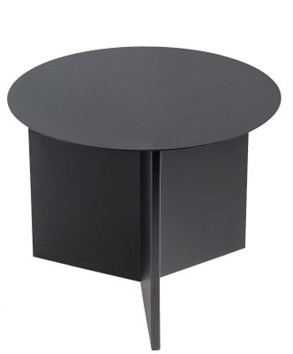 Schwarzer Slit Table Round Beistelltisch von Hay, runder Tisch mit minimalistischem Design und Metallgestell.